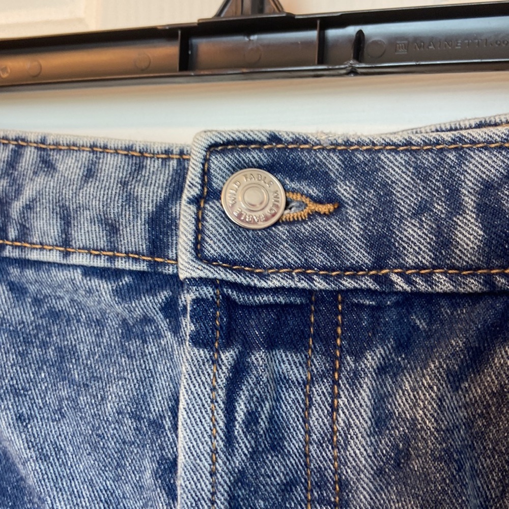 LAST CHANCE: NEW Wild Fable Distressed Cut-off Jean Shorts Size 18 - Picture 5 of 16